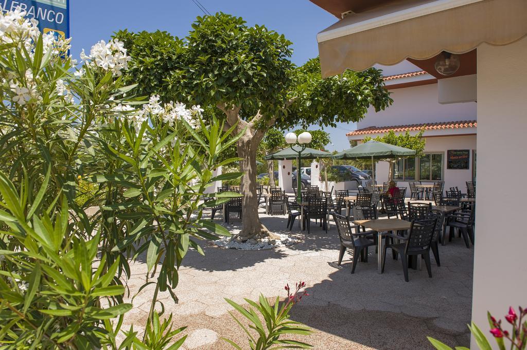 Hotel Bahia Playa サンアントニオアバド エクステリア 写真
